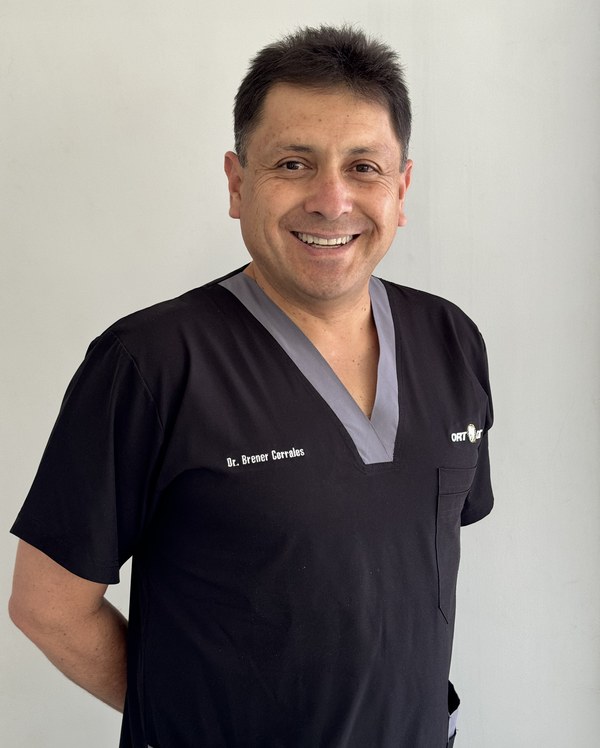 Dr. Brener Martín Corrales Jara